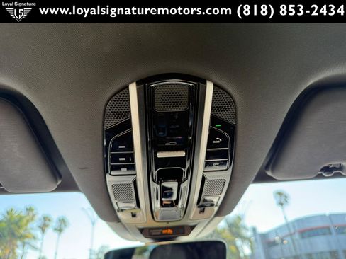 Used 2021 Porsche Cayenne AWD/4WD image 35