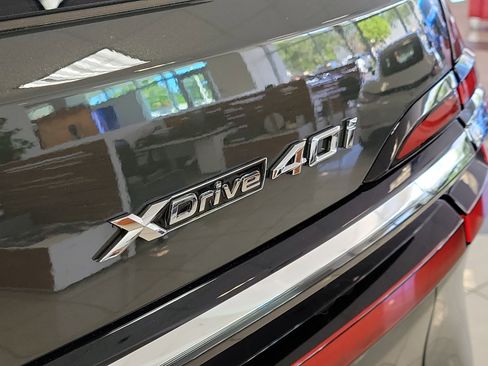 Used 2026 BMW X7 xDrive40i AWD/4WD image 6