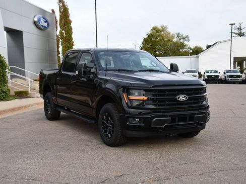 New 2025 Ford F150 XLT w/ Equipment Group 302A MID image 9