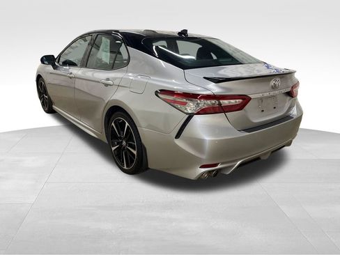 Used 2018 Toyota Camry XSE w/ Driver Assist Package FWD image 5