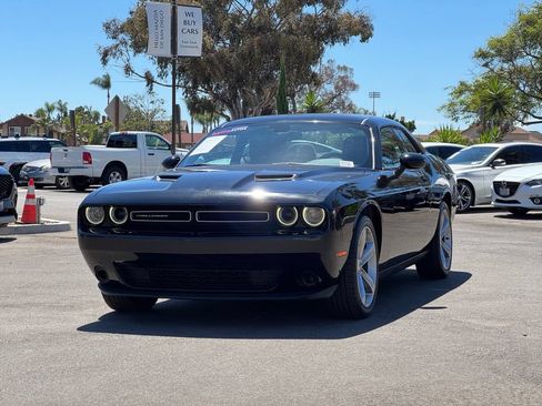 Used 2015 Dodge Challenger SXT w/ Super Sport Group (SS/T) RWD image 5