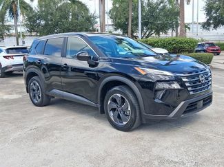 Used 2025 Nissan Rogue SV FWD video 1