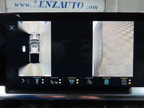 Used 2023 GMC Sierra 1500 SLT w/ SLT Convenience Package image 21