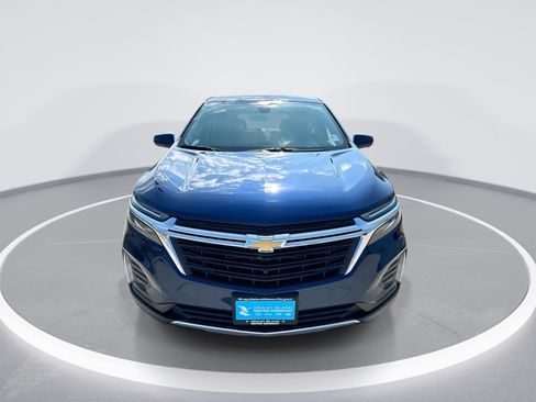 Used 2022 Chevrolet Equinox LT AWD/4WD image 3
