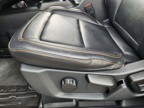 Used 2022 Ford Bronco Badlands w/ Sasquatch Package image 24