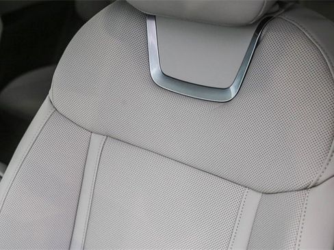 New 2026 Hyundai Tucson Limited image 29