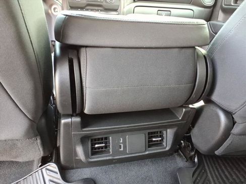 Used 2024 Chevrolet Silverado 1500 Custom AWD/4WD image 27