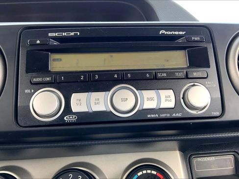 Used 2009 Scion xB image 33