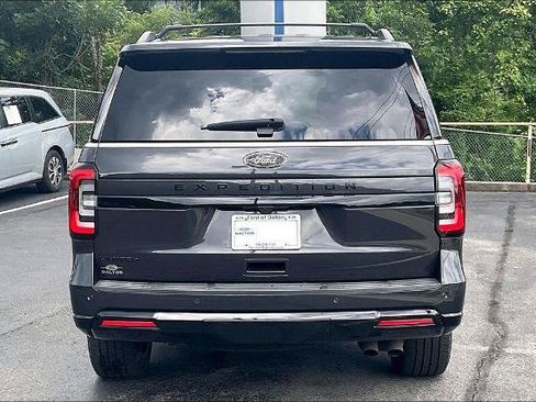 Certified 2022 Ford Expedition Limited RWD image 4