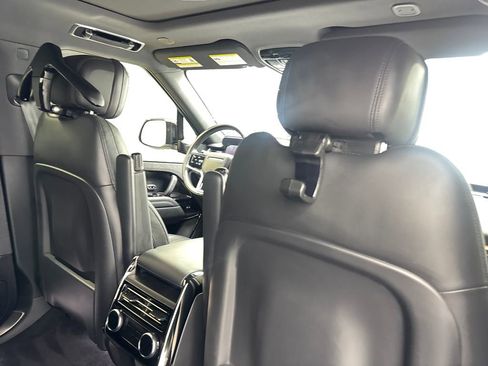 Used 2024 Land Rover Range Rover Sport SE AWD/4WD image 40
