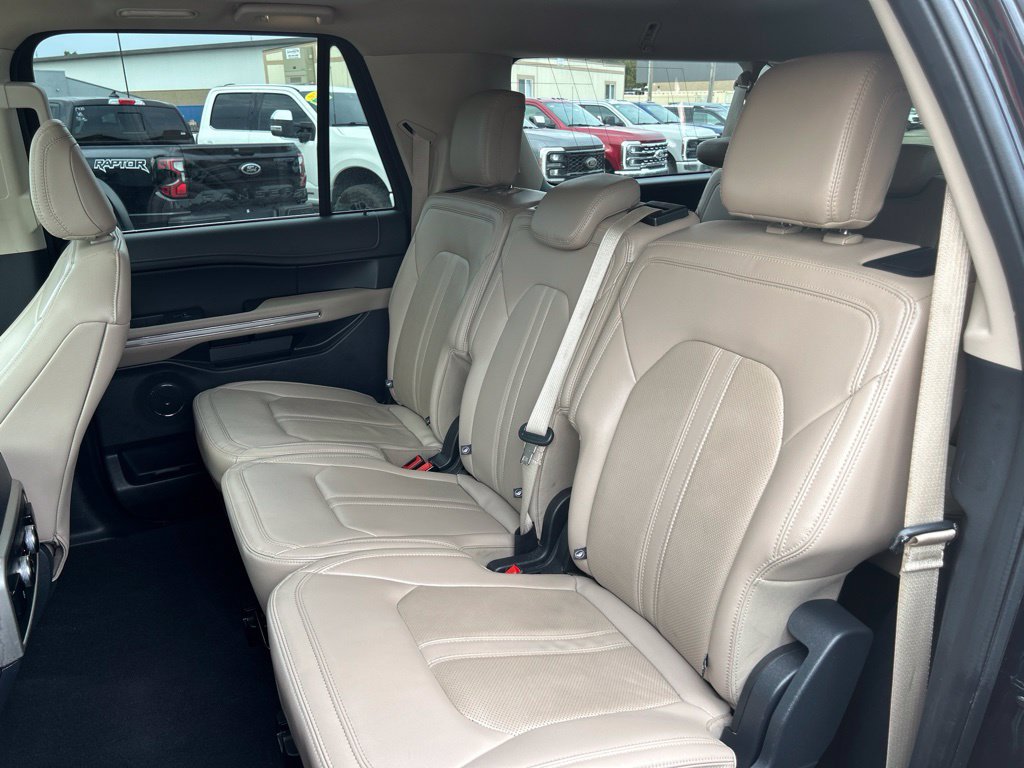 Used 2024 Ford Expedition Max Limited AWD/4WD image 35