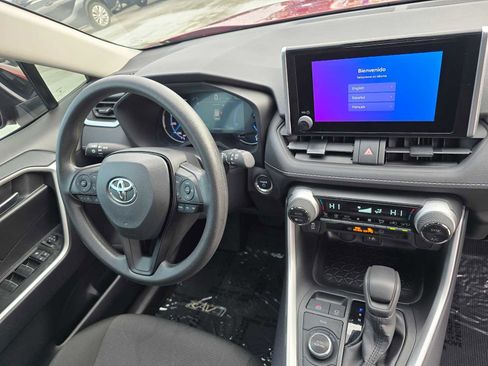 Certified 2025 Toyota RAV4 XLE w/ Convenience Package image 10