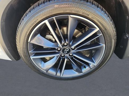 Used 2025 INFINITI QX55 Essential AWD/4WD image 8