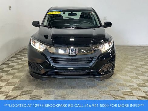 Used 2022 Honda HR-V LX image 2