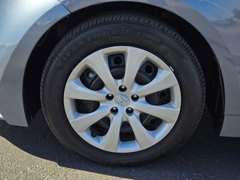Certified 2025 Toyota Corolla LE image 8