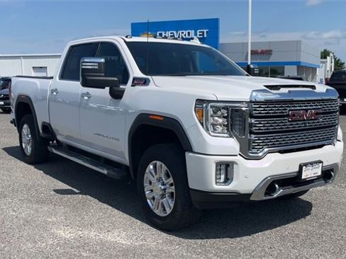 Certified 2022 GMC Sierra 2500 Denali w/ Denali Ultimate Package image 2