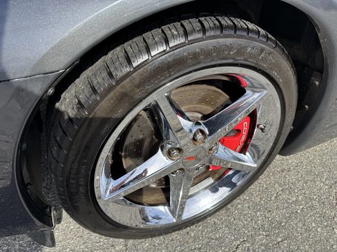 Used 2013 Chevrolet Corvette Coupe w/ 3LT Preferred Equipment Group image 25