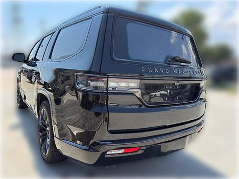 Used 2024 Jeep Grand Wagoneer Series II Obsidian w/ Quick Order Packagew 28T AWD/4WD image 6