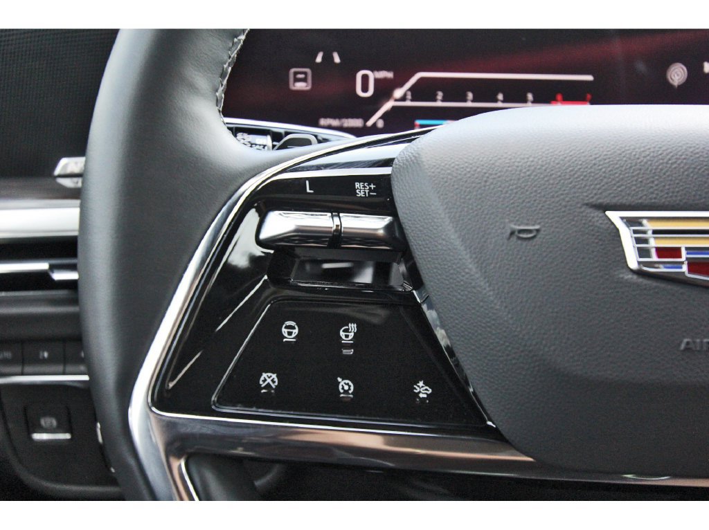 Used 2026 Cadillac Escalade Luxury AWD/4WD image 16