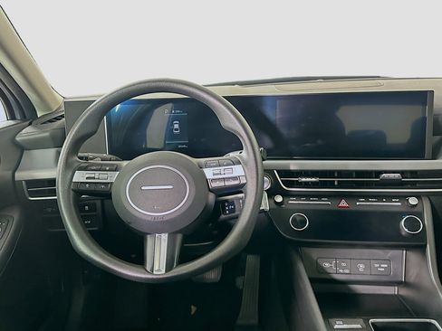 Used 2025 Hyundai Sonata SEL FWD image 17