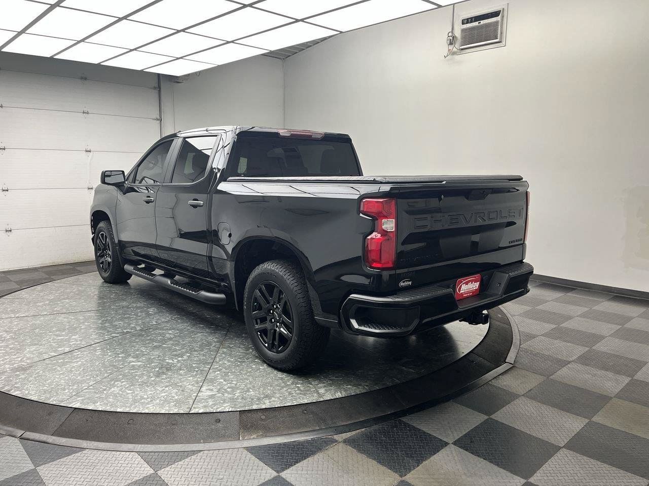 Certified 2021 Chevrolet Silverado 1500 Custom w/ Rally Edition AWD/4WD image 2