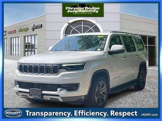 Used 2022 Jeep Wagoneer Series III w/ Flexible Seating Group AWD/4WD video 1