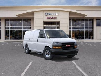 New 2025 GMC Savana 2500