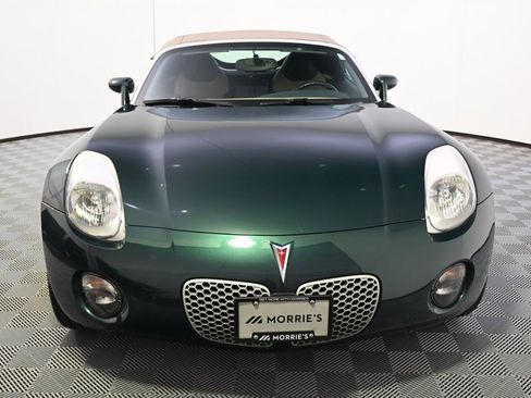 Used 2007 Pontiac Solstice Convertible w/ Premium Package RWD image 10