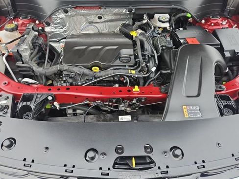 Used 2025 Chevrolet Trax RS w/ Driver Confidence Package image 22