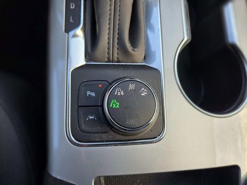 Used 2025 Chevrolet Blazer LT w/ Midnight/Sport Edition image 26