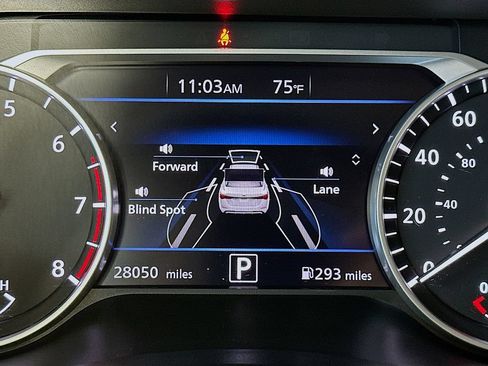 Used 2025 Nissan Sentra SV FWD image 15