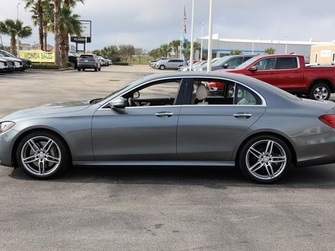 Used 2017 Mercedes-Benz E 300 image 5