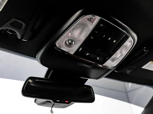 Used 2019 Dodge Charger Scat Pack w/ Dynamics Package RWD image 41