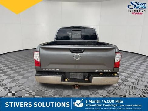Used 2018 Nissan Titan SV AWD/4WD image 7