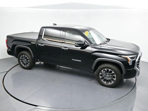 Used 2026 Toyota Tundra Limited AWD/4WD image 36