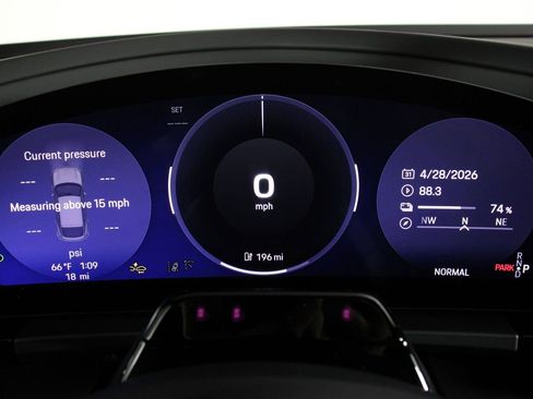New 2026 Porsche Macan 4 Electric AWD/4WD image 13