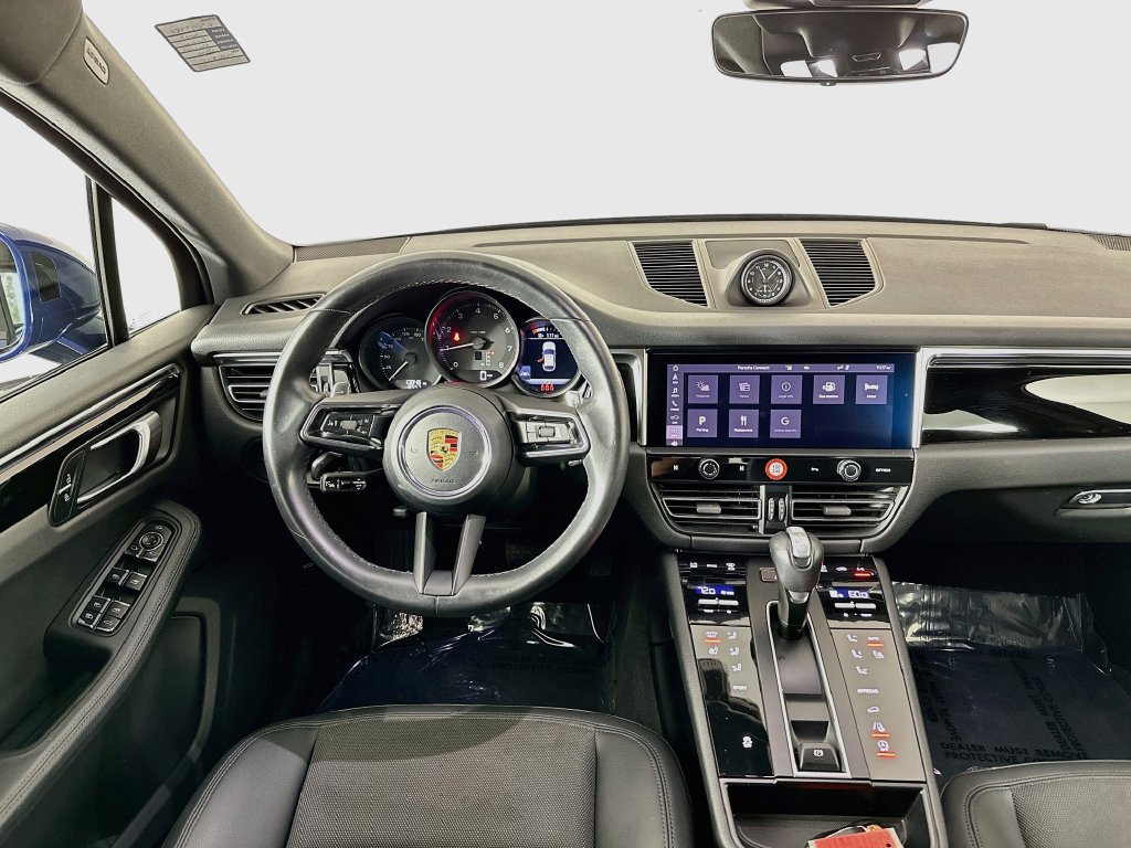 Used 2023 Porsche Macan AWD/4WD image 21