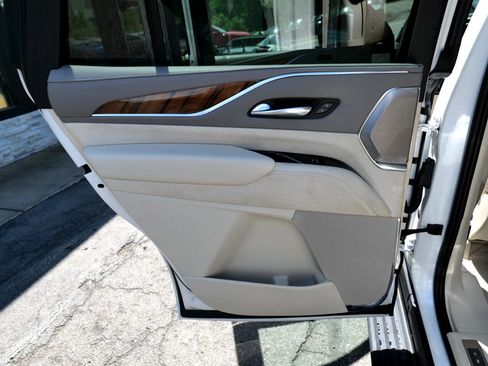 Used 2021 Cadillac Escalade Sport Platinum image 49