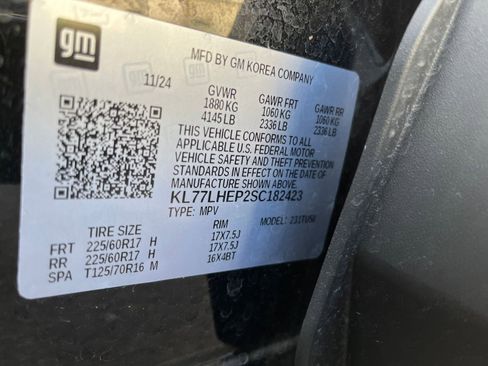 Used 2025 Chevrolet Trax LT image 27