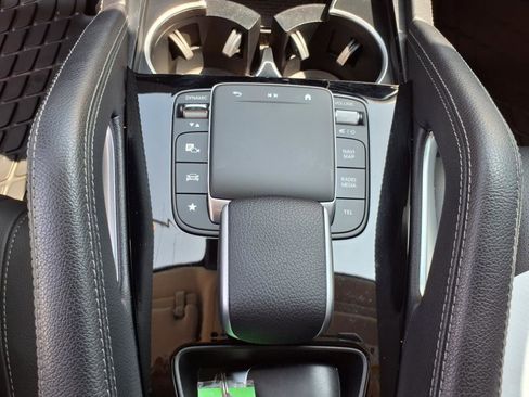 Used 2024 Mercedes-Benz GLE 350 4MATIC image 13