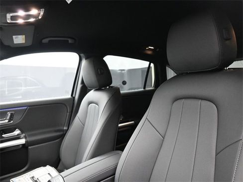 New 2025 Mercedes-Benz GLA 250 image 23