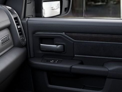 New 2026 RAM 2500 Laramie w/ Sport Appearance Package AWD/4WD image 25