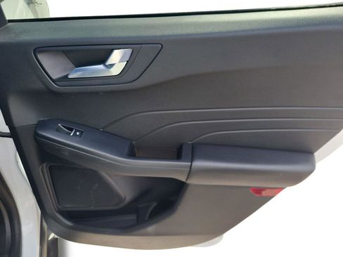 Used 2023 Ford Escape ST-Line image 23