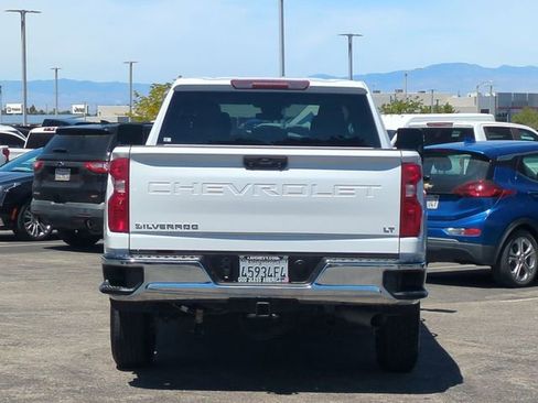 Used 2025 Chevrolet Silverado 2500 LT w/ Convenience Package AWD/4WD image 7
