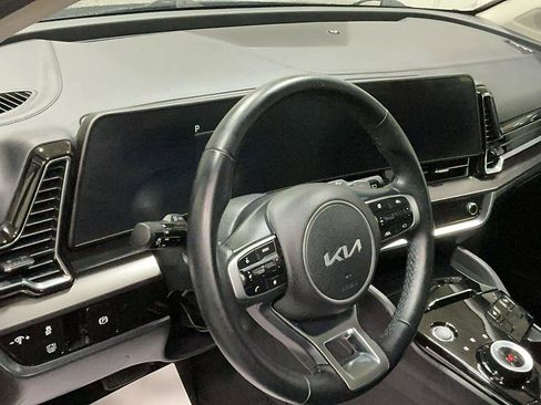 Used 2024 Kia Sportage EX image 16