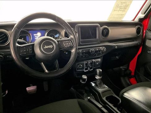 Used 2018 Jeep Wrangler Unlimited Sport S AWD/4WD image 4