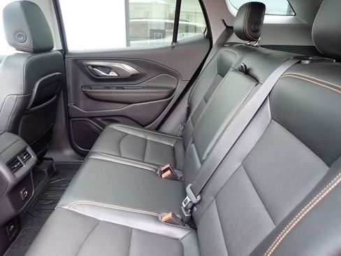 Used 2020 GMC Terrain SLT w/ Preferred Package AWD/4WD image 9