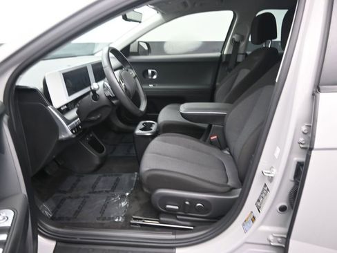 Used 2024 Hyundai Ioniq 5 SEL RWD image 11