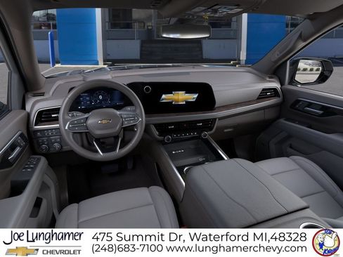 New 2026 Chevrolet Suburban LT w/ Comfort Package AWD/4WD image 22