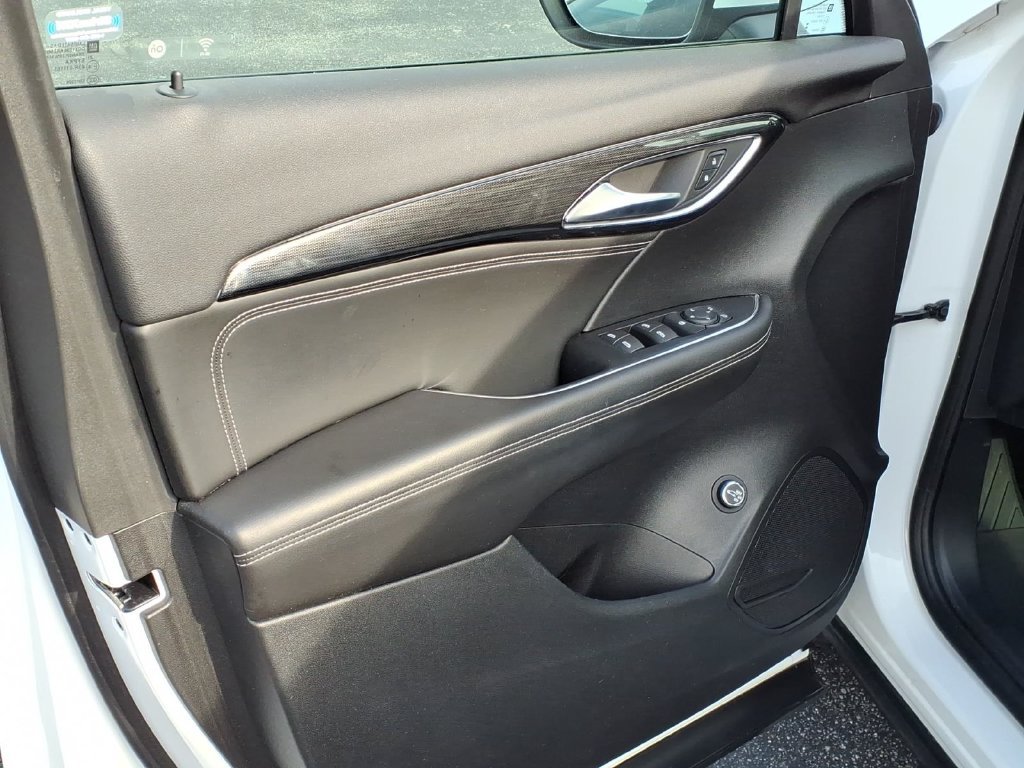 Used 2023 Buick Envision Preferred AWD/4WD image 4